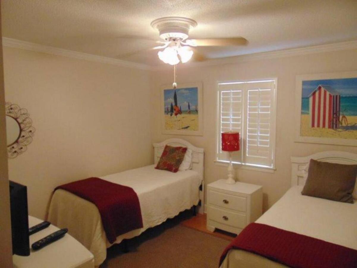 W2 Ocean Walk Resort Upstairs 2 Bed King And Two Twins Next To Back Pool St. Simons Island Extérieur photo