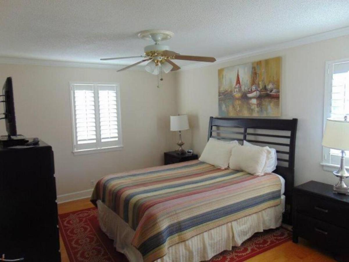 W2 Ocean Walk Resort Upstairs 2 Bed King And Two Twins Next To Back Pool St. Simons Island Extérieur photo