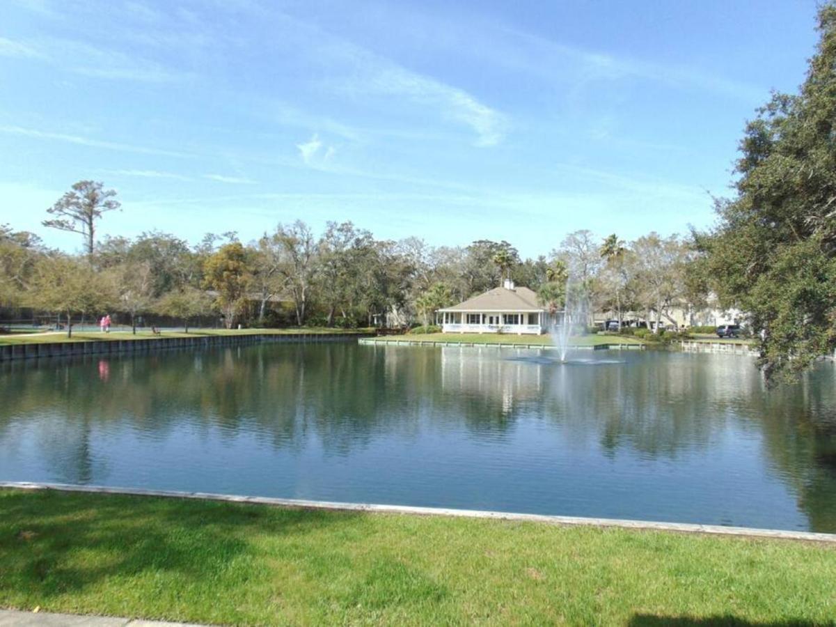 W2 Ocean Walk Resort Upstairs 2 Bed King And Two Twins Next To Back Pool St. Simons Island Extérieur photo