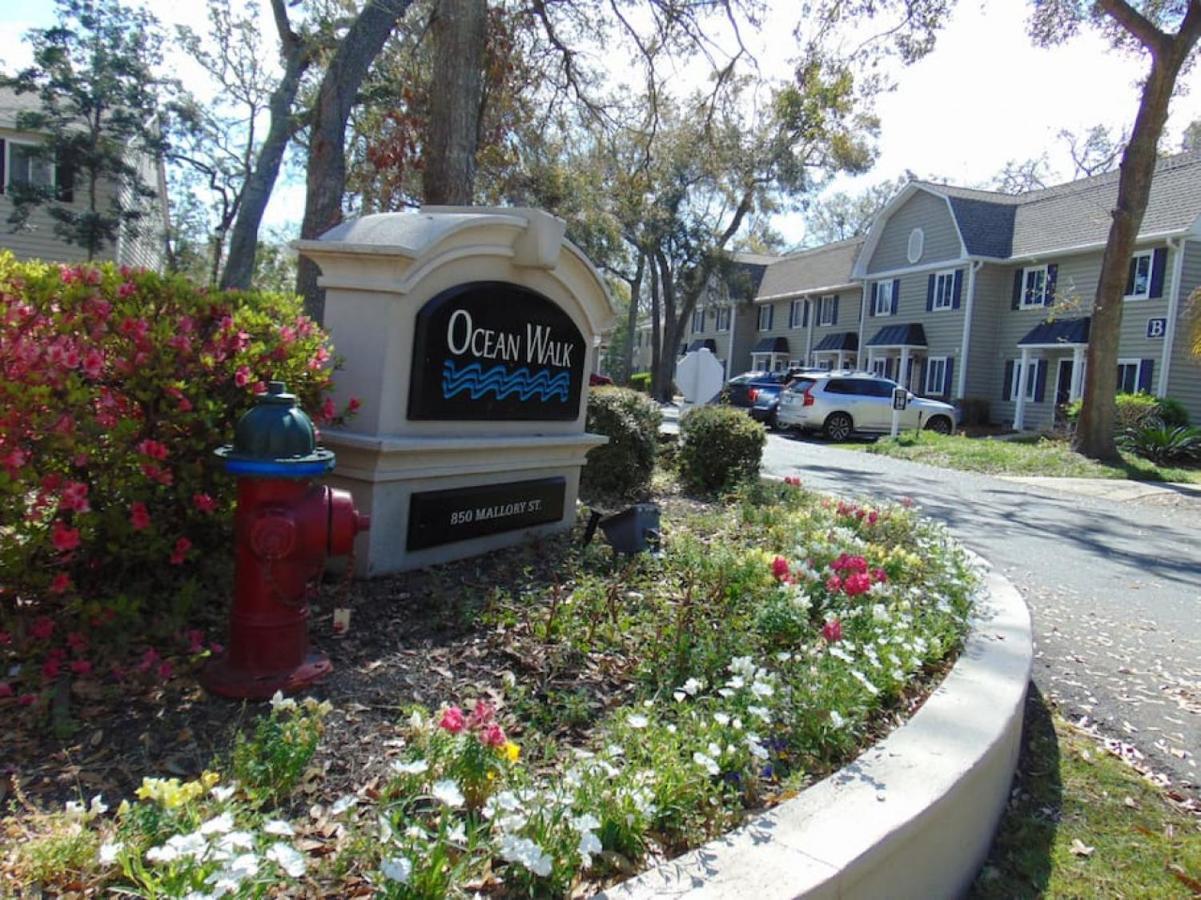 W2 Ocean Walk Resort Upstairs 2 Bed King And Two Twins Next To Back Pool St. Simons Island Extérieur photo