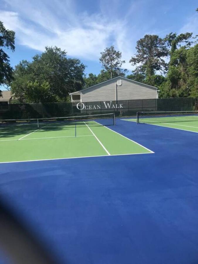 W2 Ocean Walk Resort Upstairs 2 Bed King And Two Twins Next To Back Pool St. Simons Island Extérieur photo